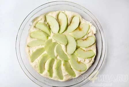 Яблочный пирог с корицей 2